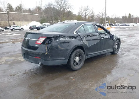 2014 Ford Police Interceptor z USA, uszkodzony, nr VIN 1FAHP2MK8EG185697